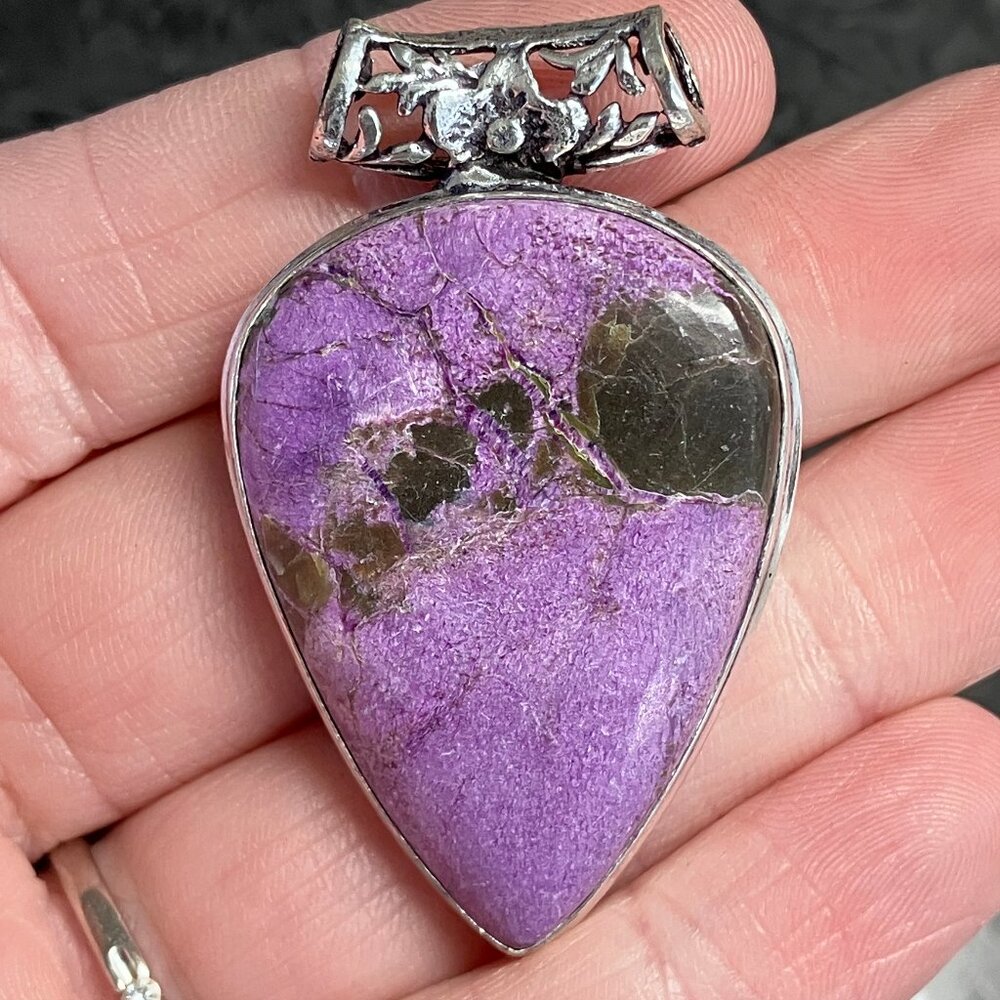 Atlantisite Tasmanite Stitchtite in Serpentine Pendant Stone Crystal Jewelry